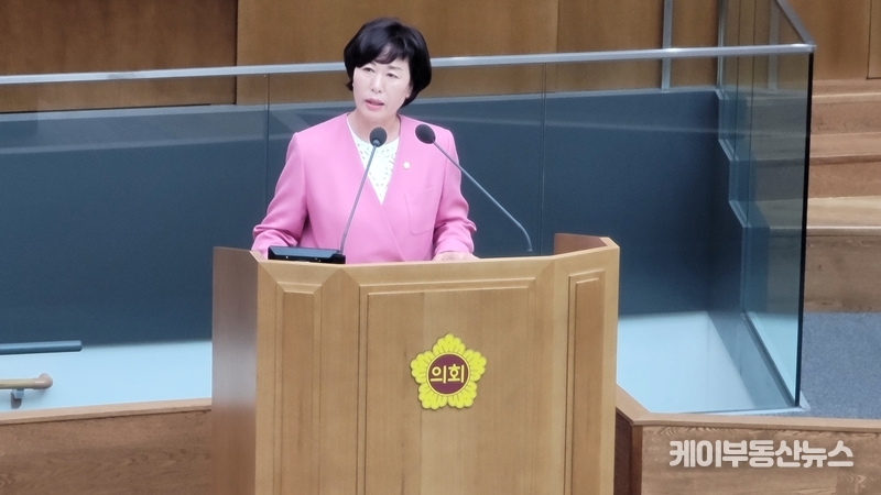 이채영 경기도의회 의원(국민의힘, 비례, 기획재정위원회)이 6일 열린 '제371회 임시회 제2차 본회의'에서 5분 자유발언을 하고 있다. / 김교민 기자