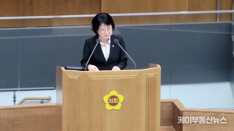 김미리 경기도의회 의원이 6일 '제371회 임시회 제2차 본회의'에서 5분 자유발언을 하고 있다. / 김교민 기자