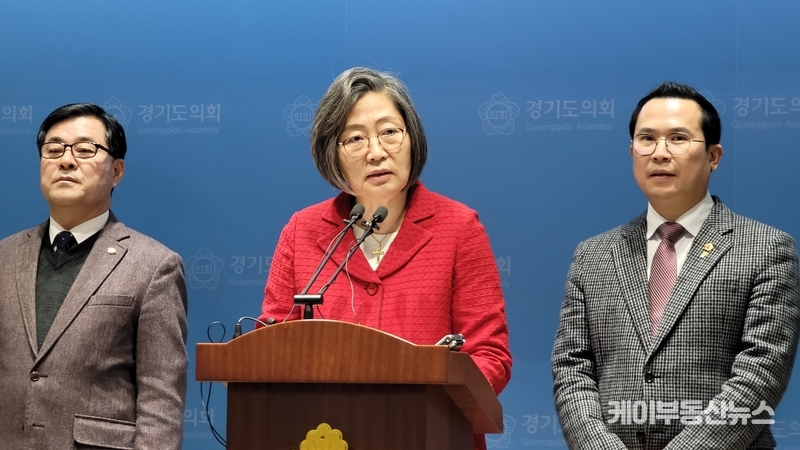 이수정 국민의힘 수원(정) 예비후보가 총선 출마 결심의 배경에 대해 설명하고 있다. / 김교민 기자 