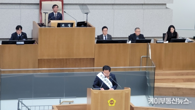 박명원 경기도의회 의원, '농정예산 축소지적 및 군공항 화성 이전 반대' 5분 자유발언 펼쳐