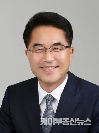 김승겸 평택시의회 복지환경위원회 위원장