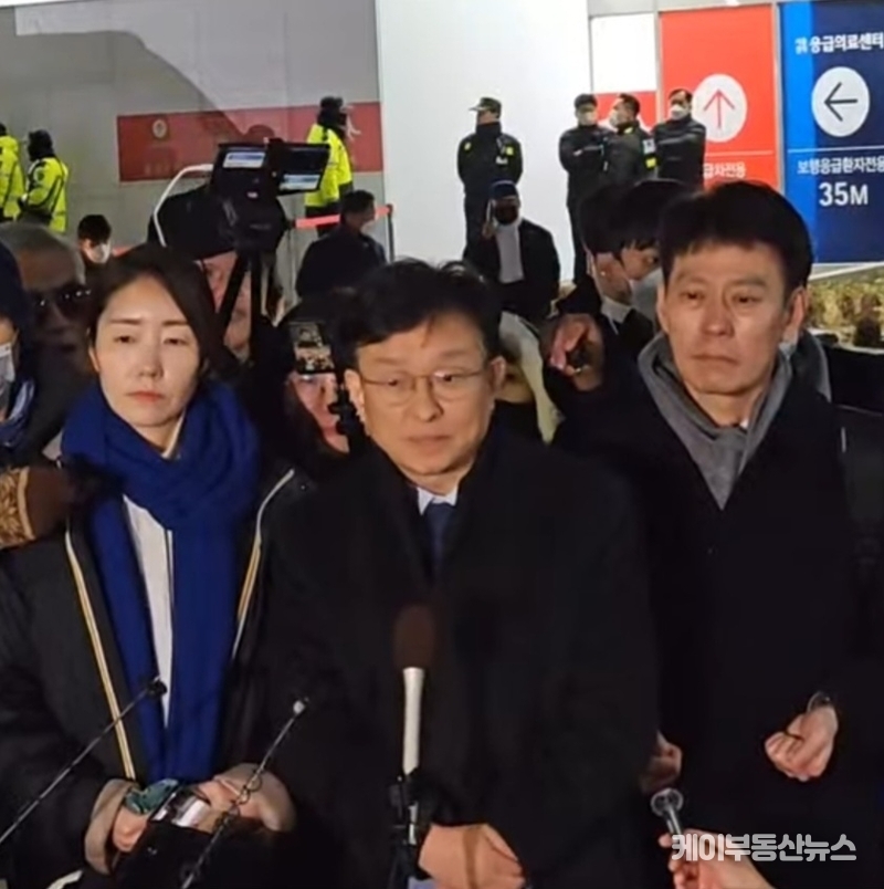 권칠승 수석대변인, 이재명 대표 수술 과정 및 경과 등 긴급브리핑
