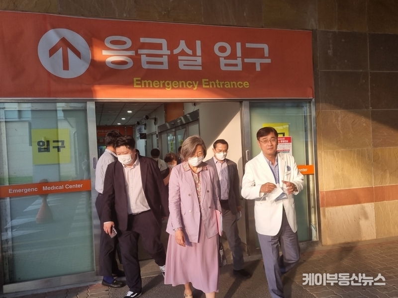 이수정 교수, 아주대병원 방문해 “의료분쟁 지역별로 협상 여지 찾는다”