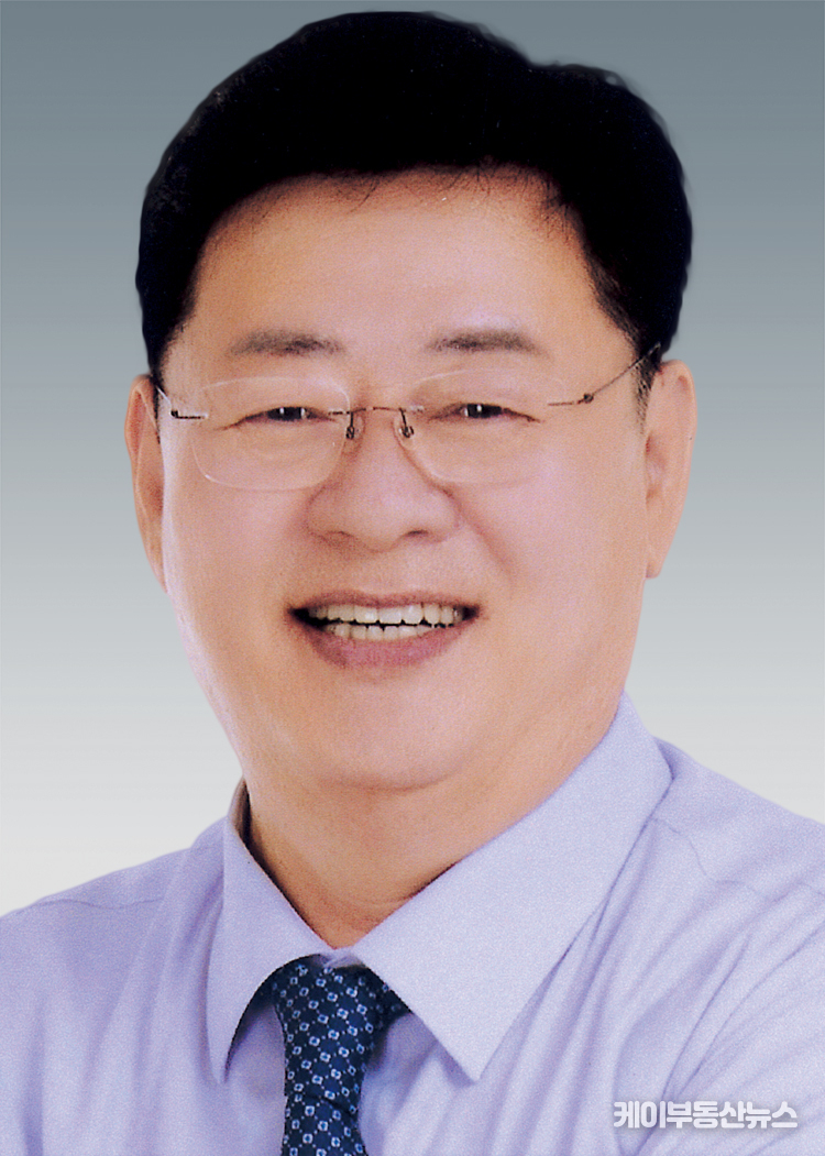 이선구 경기도의회 보건복지위원회 위원장