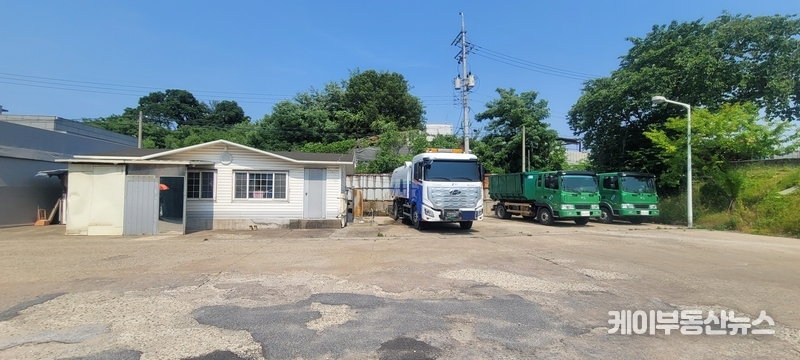 용인시는 “이번 사업은 주민 몰래 추진하는 것이 아니다. 법적 절차에 따라 공고했고, 시의회 동의도 거쳤다”며 “향후 어떤 시설이든 변경될 경우 투명하게 공개하겠다”고 밝혔다. / (구성적환장 전경사진)