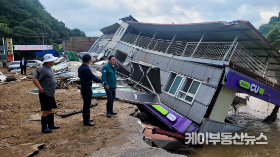 김선교 국민의힘 경기도당위원장, 가평 수해현장 점검… “신속 복구·실질 지원 총력” (사진 - 국민의힘 경기도당 제공)