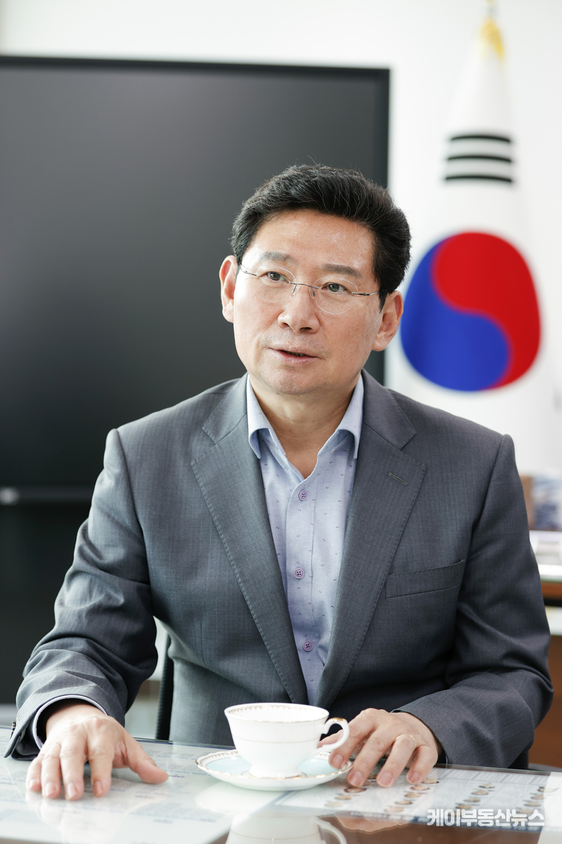 이상일 용인특례시장, 용인시축구협회 간부의 시 공무원 폭행 사건에 단호한 조치 협회에 요구