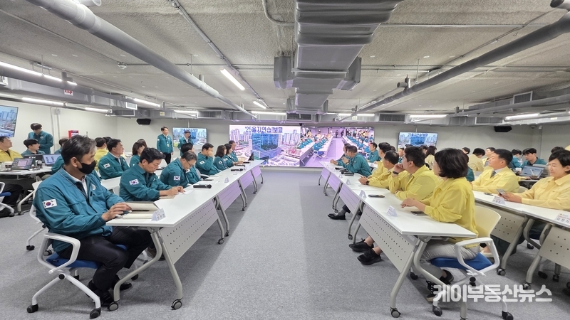 경기도의회 여야, 경기도·경기도교육청 을지연습 현장 격려 방문 / 김교민 기자