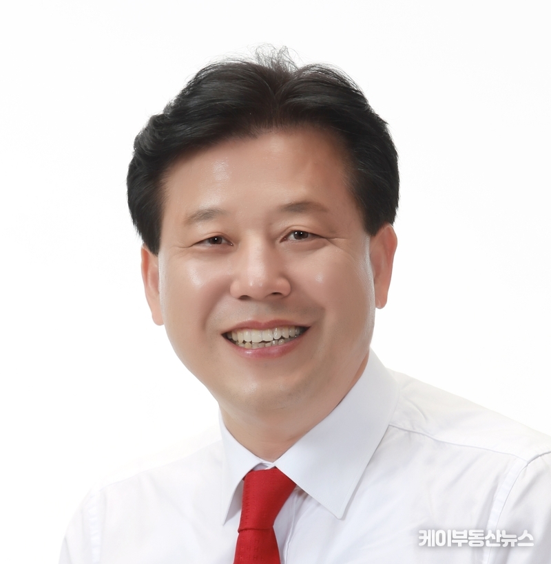 국민의힘 원외에서 빛나는 리더십… 경기 수원시무 박재순 당협위원장, 지방선거 준비의 모델로 부상 / 김교민 기자