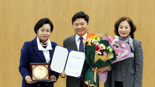 홍기원 국회의원, ‘AI 스마트혁신 특별상’ 수상… 미래 정책과 디지털 혁신 선도 인정