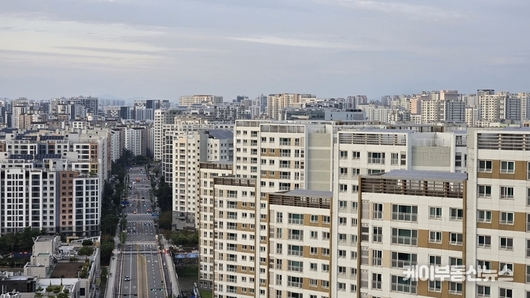 [기획 분석①] 집값이 무너뜨린 정권들… 부동산은 왜 ‘권력의 시험대’가 됐나