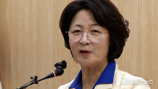 [6.3 지방선거] 추미애 더불어민주당 경기도지사 후보 “경제위기 돌파, 경기도가 중심”… 민생대책위 구성·통합형 인사 예고