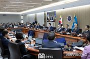 尹 대통령, 국무위원들에게 "정부 개혁에 사명감과 자신감 갖고 국감 임해 달라"...'체코 순방 성과' 강조