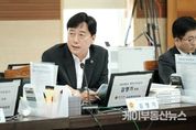 [행정사무감사] 김영기 경기도의원, 초·중·고 경사로 안전 대책 및 체육관 무대시설 점검 촉구
