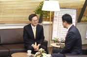 김동연 지사, 김진경 경기도의회 의장 만나 "민생어려워. 이번 주내로 예산안 처리해달라" 요청