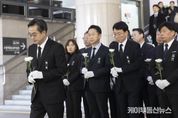 김동연, "여객기 사고 희생자 유가족에 경기도가 할 수 있는 모든 지원 할 것"
