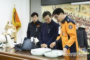 김동연 경기도지사, 새해 첫 일정으로 소방재난본부 찾아 격려 “헌신에 감사드린다. 올해도 안전한 경기도 위해 최선 다해 달라”