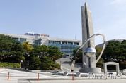 화성특례시,‘2025 신중년 고용지원사업 참여기업 모집... 중소기업 고용 부담 덜고 신중년 일자리 늘린다