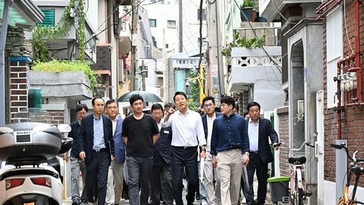 오세훈 서울특별시장, 자양4동 재개발 현장방문…"전폭적 공공지원으로 주택공급 절벽 돌파"