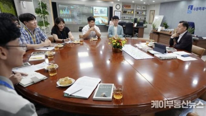 이재준 수원시장, 공직자 독서 모임 '수요정담'에 함께한다