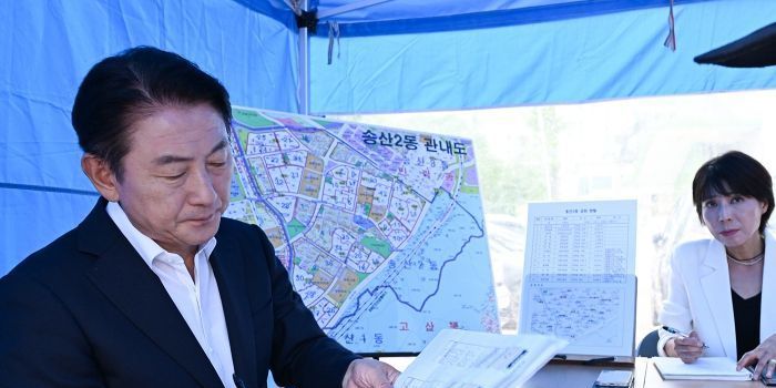 김동근 의정부시장, 송산2동 주민센터에서 시민들과 현장 소통