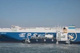 평택항, 첫 ‘친환경 LNG’ 선박 급유 성공…국제 항만 경쟁력 갖춰