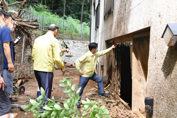 신상진 성남시장, 수해 현장 방문 “모든 방법 동원해 현실적으로 지원할 것”