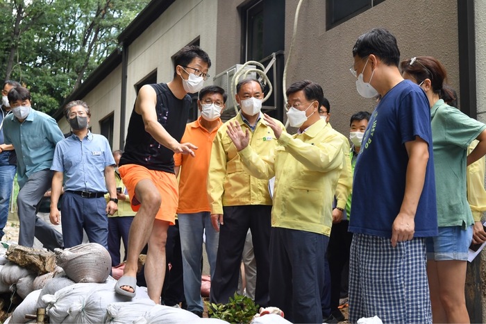 신상진 성남시장, 수해 현장 방문 “모든 방법 동원해 현실적으로 지원할 것”