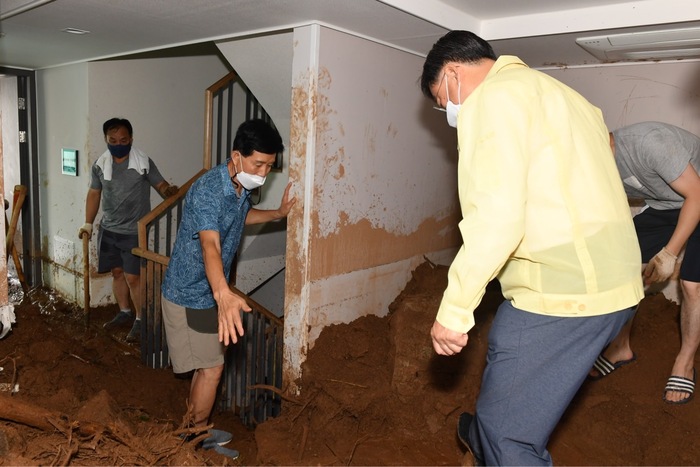 신상진 성남시장, 수해 현장 방문 “모든 방법 동원해 현실적으로 지원할 것”