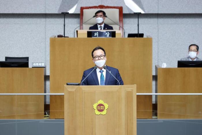 임창휘(더불어민주당, 광주2, 도시환경위원회) 경기도의회 의원, 경기도 균형발전을 위한 경기북도 설치 및 동부권 관리방안 촉구 도정질문