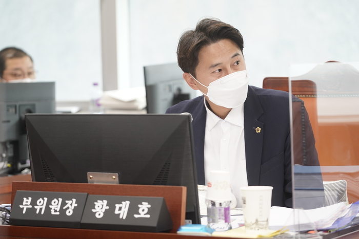 경기도의회 문화체육관광위원회 황대호 부위원장(더불어민주당, 수원3) ©