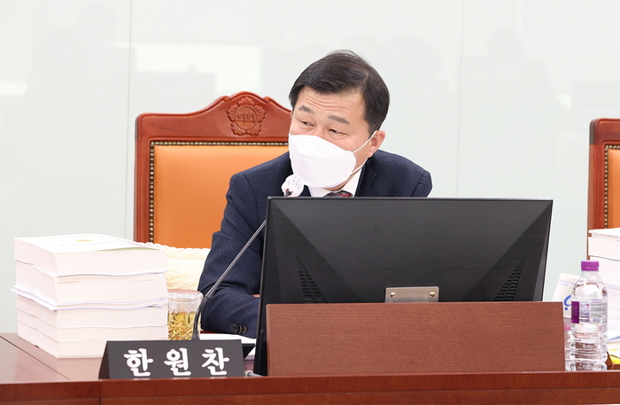 한원찬 경기도의회 의원(더불어민주당, 수원6, 의회운영위원회)