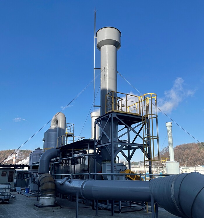 안산시, 소규모사업장 대기오염 방지시설 설치지원(전기집진 모습)