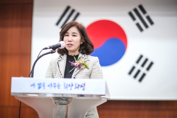 화성시의회(의장 김경희)는 23일 대한노인회 화성시지회에서 열린 대한노인회 화성시지회 정기총회에 참석했다.