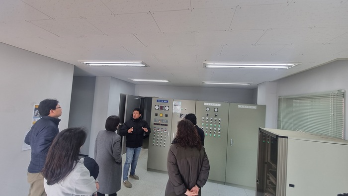 오산시(시장 이권재)와 농어촌공사가 지난 3일 여름철 집중호우 대비 기흥저수지 저수율 수위 조정을 위한 현장 합동점검을 실시했다.