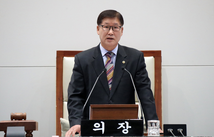 성남시의회(의장 박광순)는 4월 11일부터 4월 18일까지 8일간 제281회 성남시의회 임시회 일정을 진행한다.