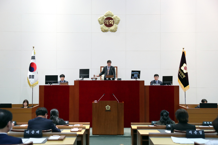 성남시의회(의장 박광순)는 4월 11일부터 4월 18일까지 8일간 제281회 성남시의회 임시회 일정을 진행한다.