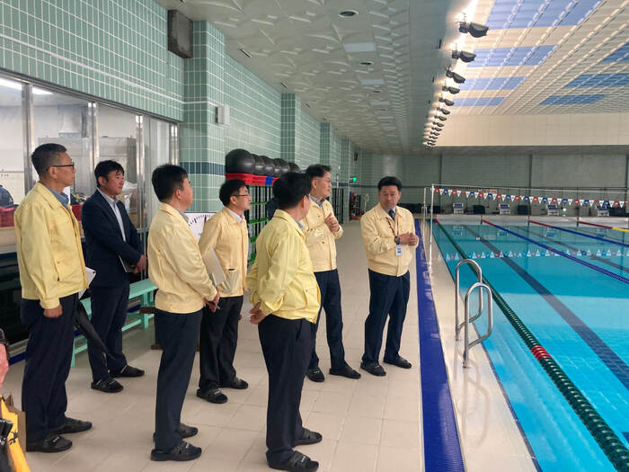 이경희 경기도교육청 제1부교육감은 25일 ‘2023년 집중안전점검’을 위해 수원에 위치한 경기체육고등학교를 방문해 학교시설에 대한 안점점검을 실시했다.