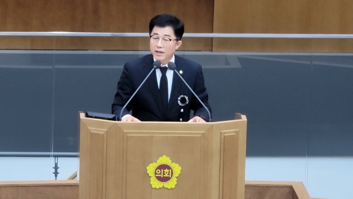 경기도의회 김근용 의원(국민의힘, 평택6)은 28일 5분 자유발언을 통해 인구감소시대에 대응하는 경기도의 인구정책에 대해 선택과 집중을 통한 실효성 있는 정책 발굴 및 실행을 촉구했다. / 김교민 기자