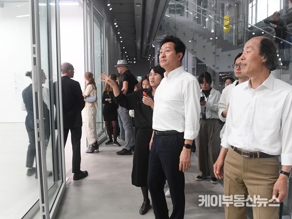 오세훈 시장 유럽 출장중 디포 보이만스 판 뵈닝언 관람