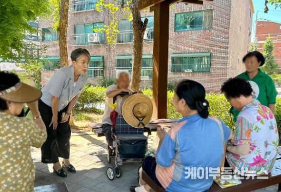 송미희 시흥시의회 의장, 관내 시립경로당 60여 곳 순회 방문