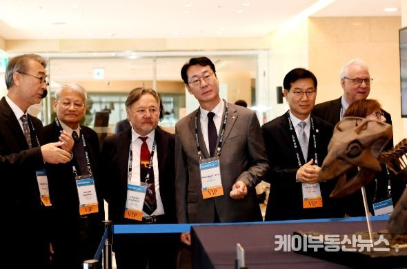 화성시, 국내 최초 아시아공룡학회 국제학술대회서 코리아케라톱스 복원 골격 공개