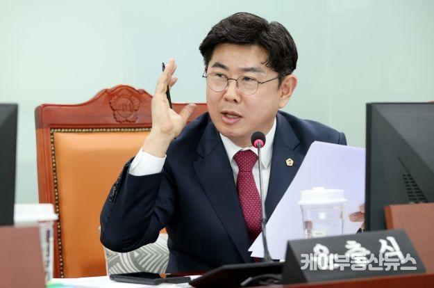 윤충식 경기도의회 의원(국민의힘, 포천1,문 화체육관광위원회)