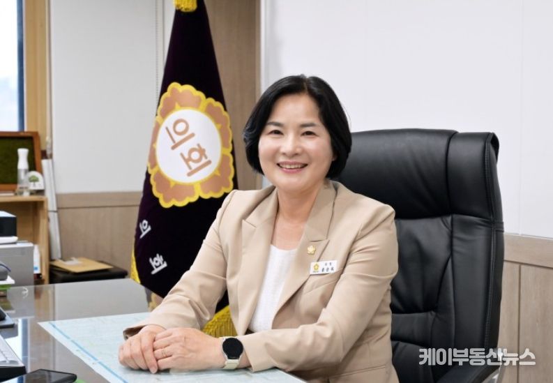 윤순옥 양평군의회 의장