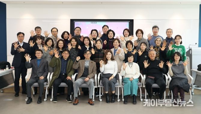 신계용 과천시장, 강사로 제2의 인생사는 시민들과 간담회 가져