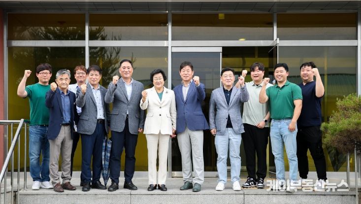 김경희 이천시장, 민선8기 2주년 맞이 기업체 현장방문