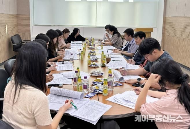 통합지원회의 진행 모습