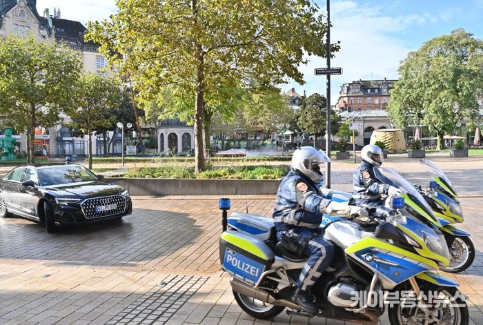 김태흠 충남도지사, 홍해 가르듯 아우토반까지 튼 ‘예우’