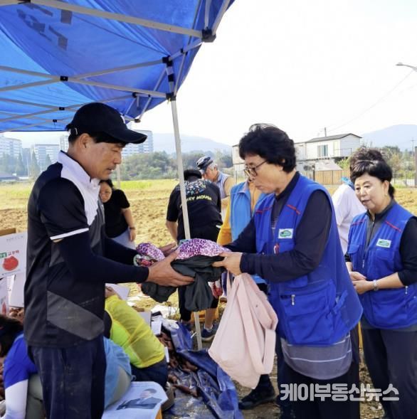 안성시 죽산면 행복마을관리소, “파란 리~본(Reborn)” 헌 커튼이 새롭게 태어나다