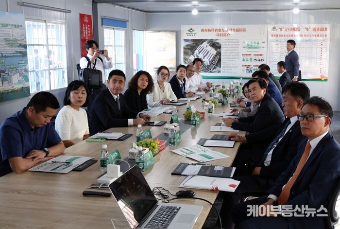 충남도 김태흠 지사, 中 ‘AI 돼지빌딩’ 벤치마킹